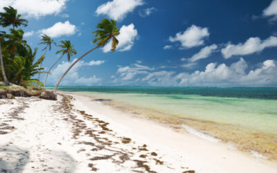 Rejsy po Karaibach: Rajskie wakacje na morzu